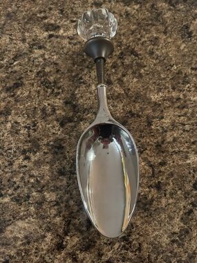Crystal door handle spoon